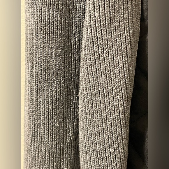 J McLaughlin Quilted Sweater Jacket Women S black/gray pockets full zip office - Picture 9 of 10